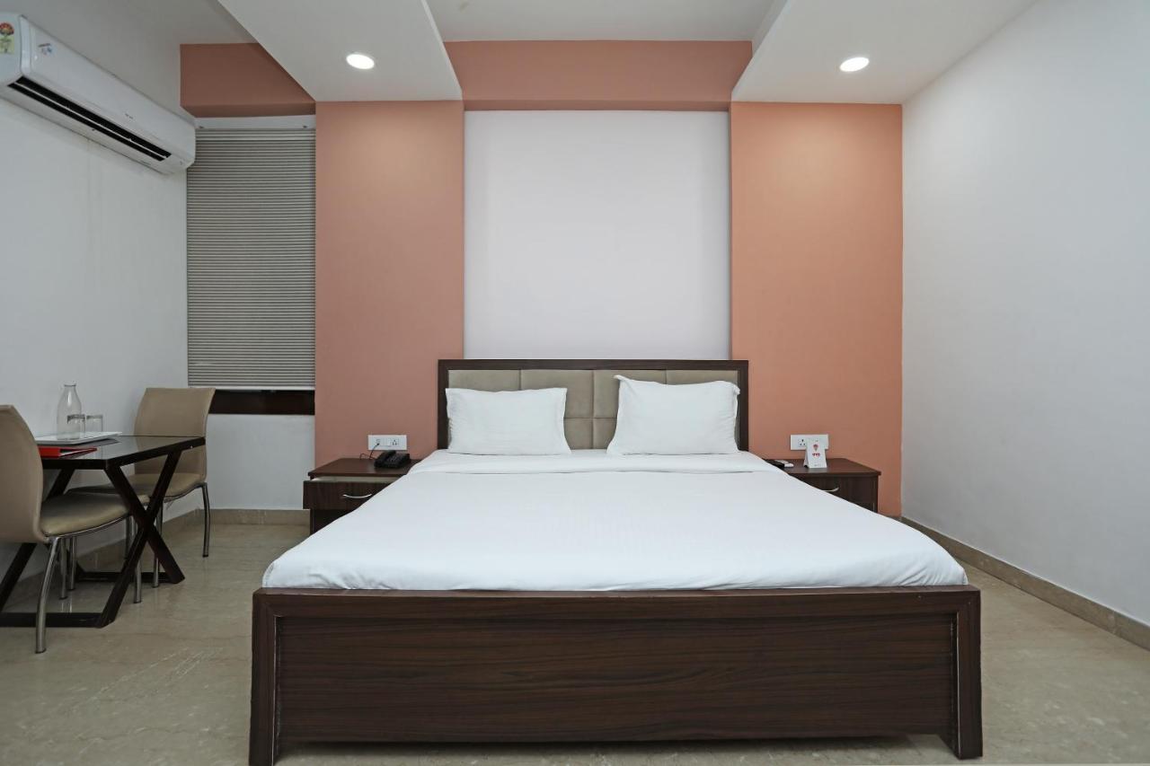 Spot On 72085 Hotel Riyasat Bhopal Eksteriør bilde